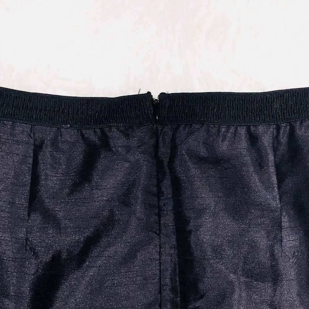 Black High-Rise Mini Skirt (S) - Picture 5 of 6